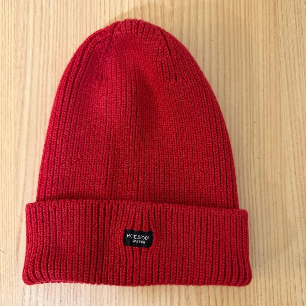 Holebrook Sweden red knit 100% cotton Timeless Classic Gorpcore hat.